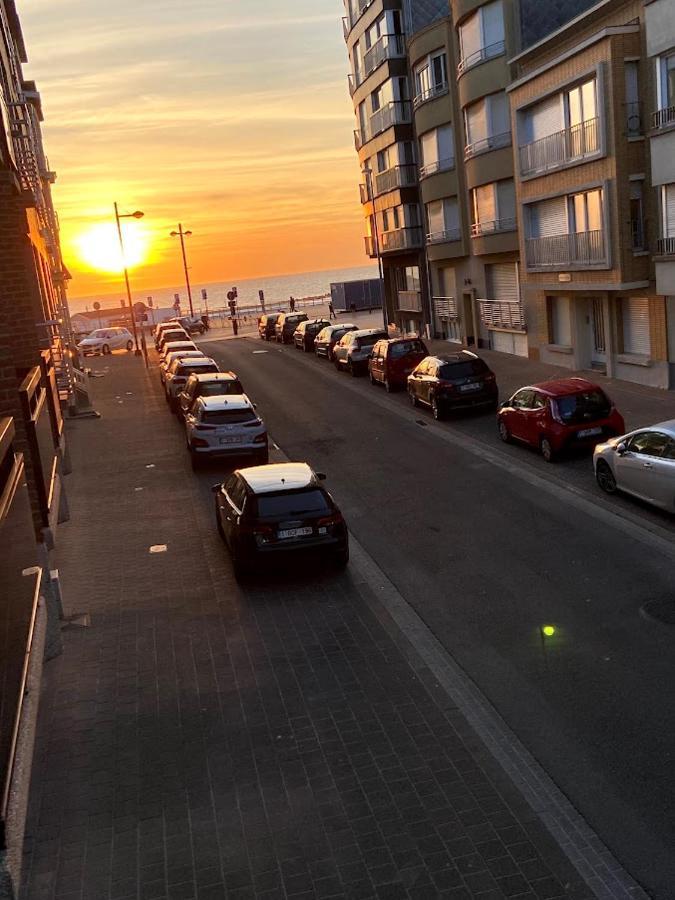Appart Sympa 6P Avec Garage Et Terrasse Ensoleillee Et Spacieuse A 25M De La Mer Westende Middelkerke Exterior photo
